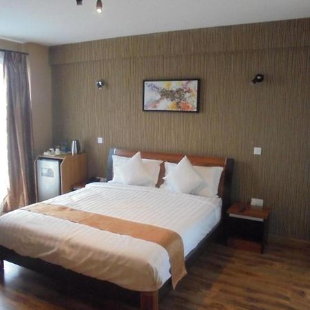 We Hotel & Suites Nairobi Zewnętrze zdjęcie