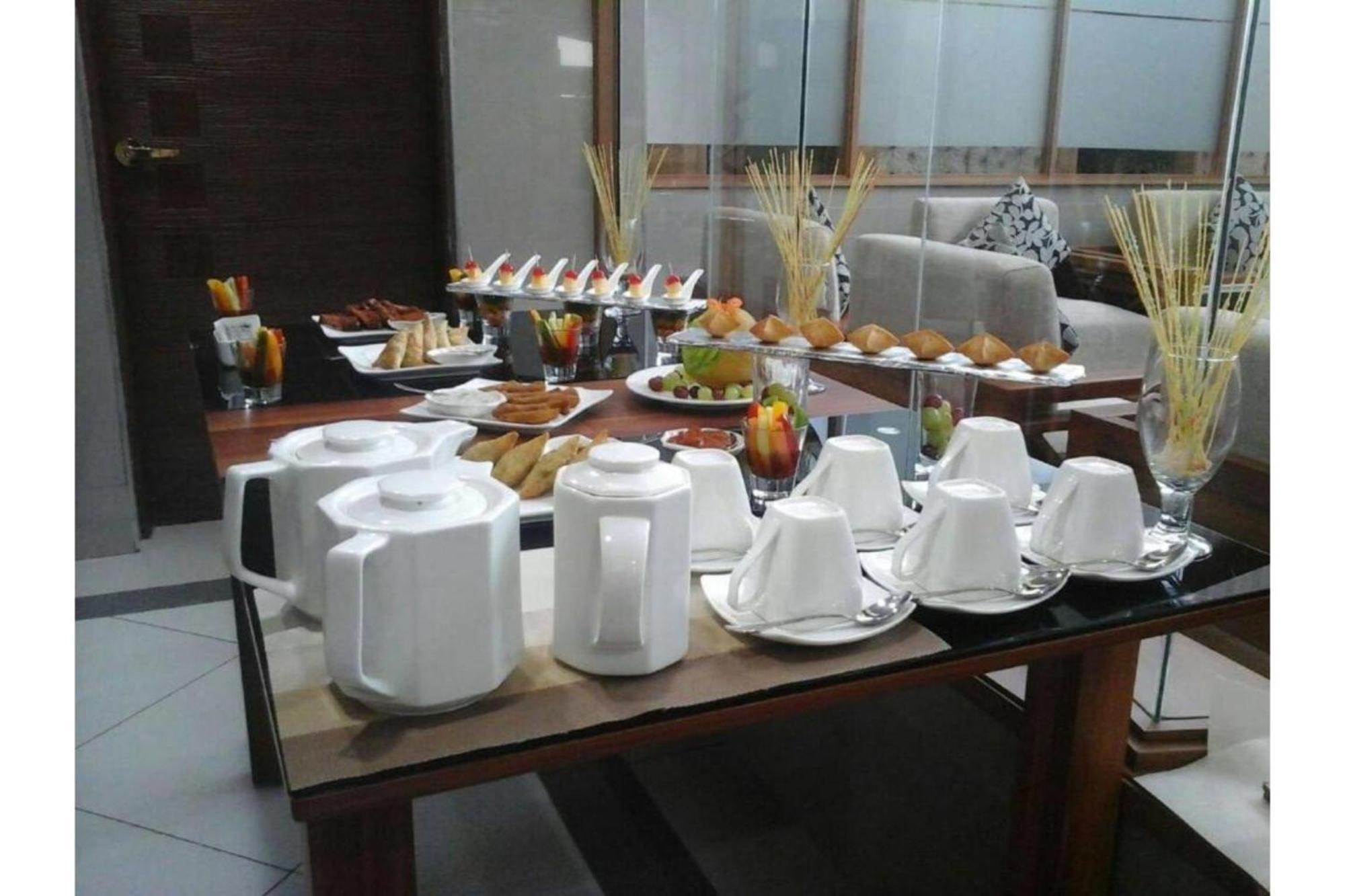 We Hotel & Suites Nairobi Zewnętrze zdjęcie