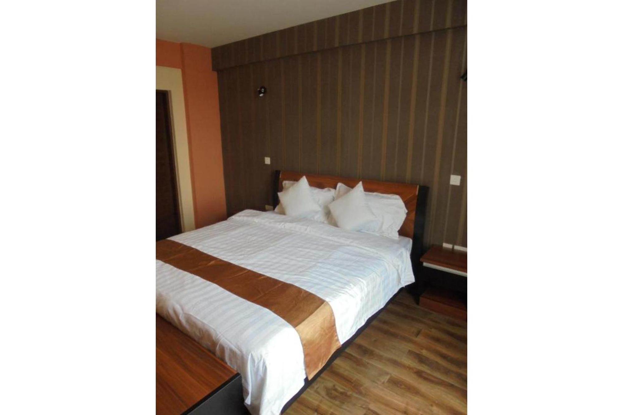 We Hotel & Suites Nairobi Zewnętrze zdjęcie