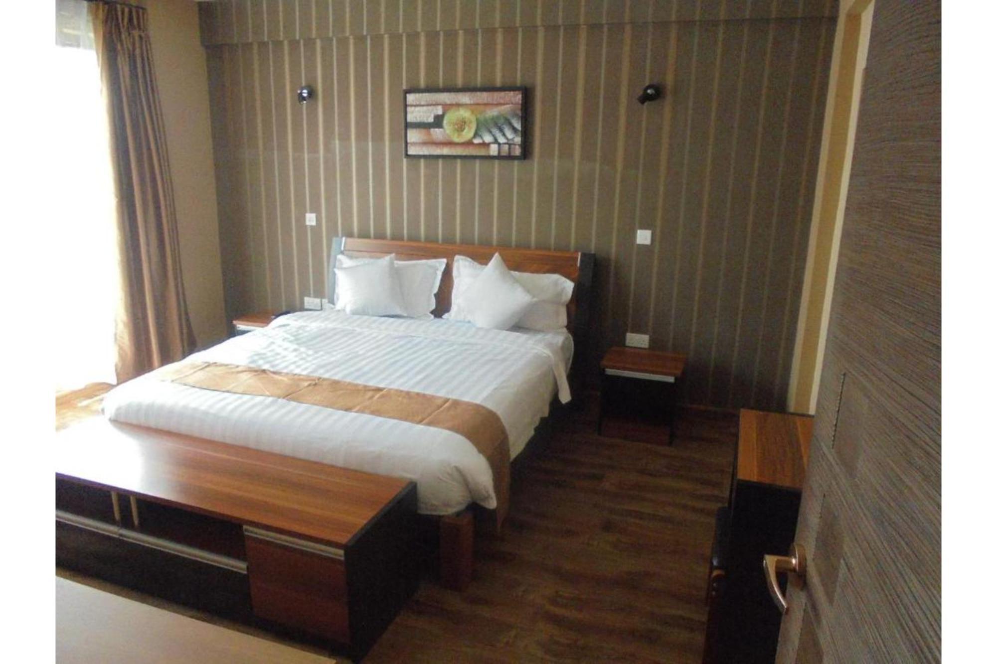 We Hotel & Suites Nairobi Zewnętrze zdjęcie