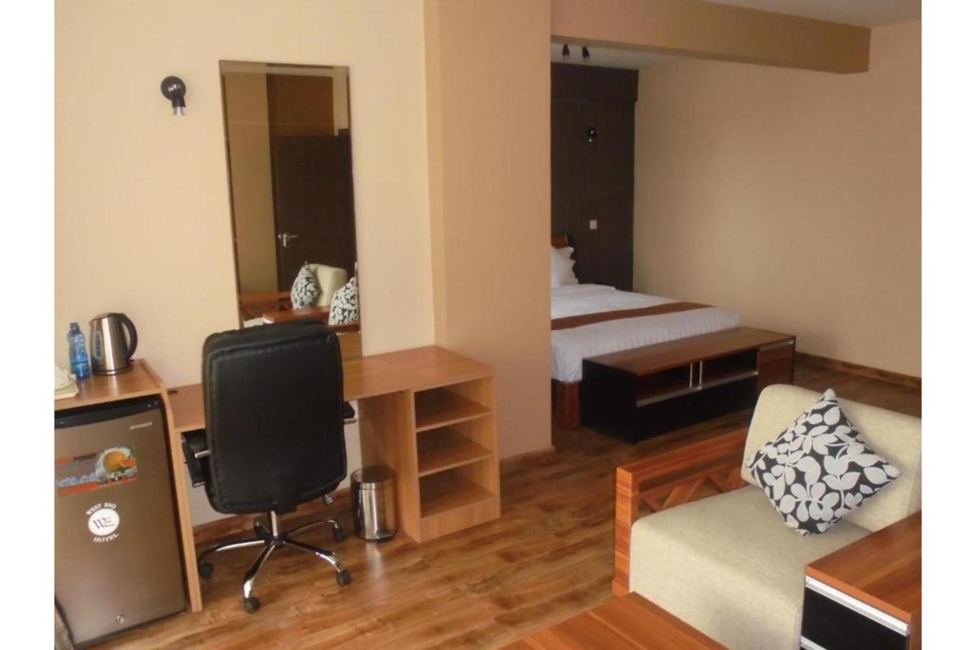 We Hotel & Suites Nairobi Zewnętrze zdjęcie