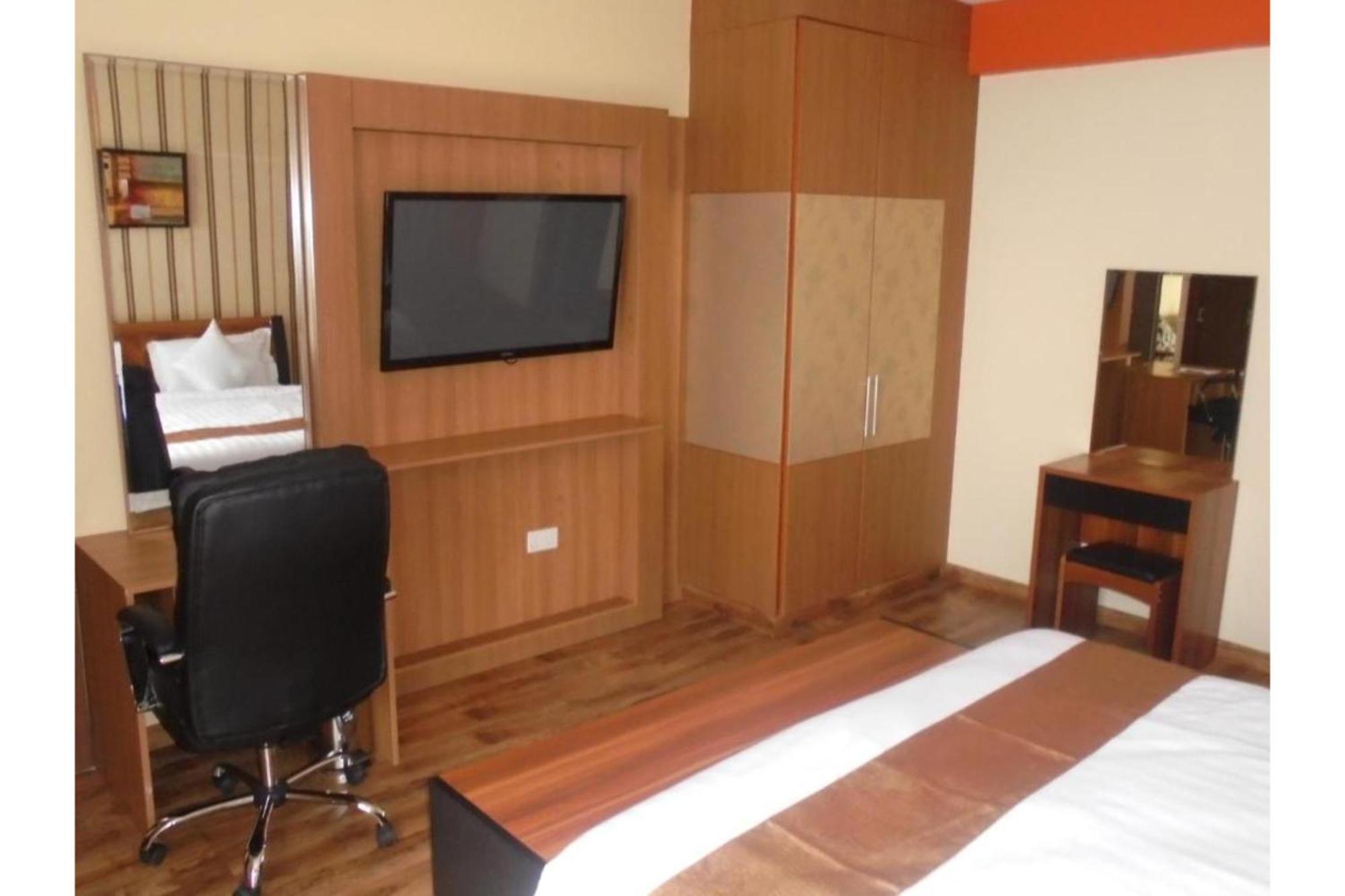 We Hotel & Suites Nairobi Zewnętrze zdjęcie
